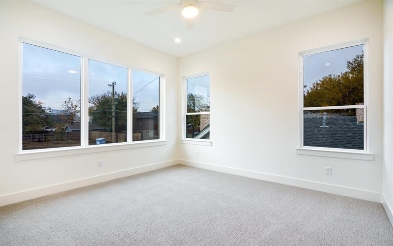 4722 Capitol Avenue, Dallas, TX 75204, 4 Habitaciones Habitaciones , ,5 BañosBaños,Residential,En Venta,4722 Capitol Avenue,20791223