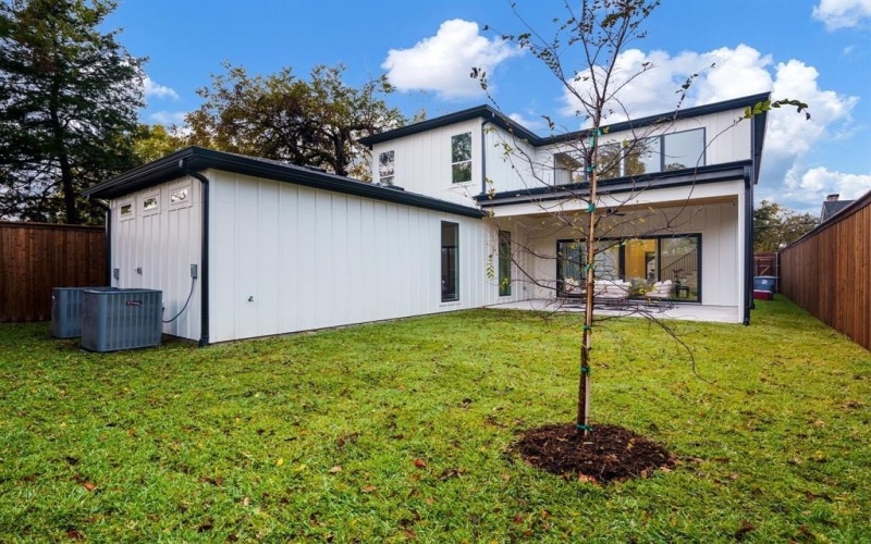 4722 Capitol Avenue, Dallas, TX 75204, 4 Habitaciones Habitaciones , ,5 BañosBaños,Residential,En Venta,4722 Capitol Avenue,20791223