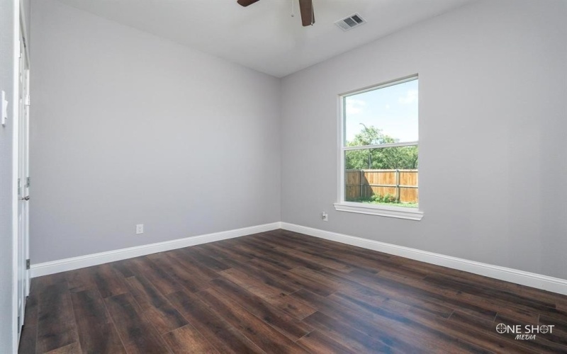 802 Waters Edge Drive, Abilene, TX 79602, 4 Habitaciones Habitaciones , ,3 BañosBaños,Residential,En Venta,802 Waters Edge Drive,20732626