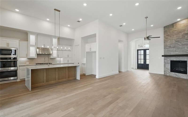 823 Shady Oaks Drive, Rockwall, TX 75087, 4 Bedrooms Bedrooms, ,3 BathroomsBathrooms,Residential,For Sale,823 Shady Oaks Drive,20785990