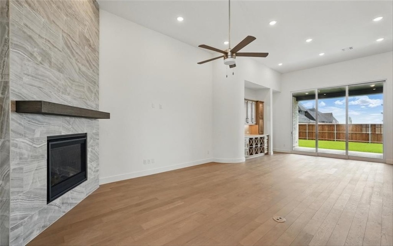 823 Shady Oaks Drive, Rockwall, TX 75087, 4 Bedrooms Bedrooms, ,3 BathroomsBathrooms,Residential,For Sale,823 Shady Oaks Drive,20785990