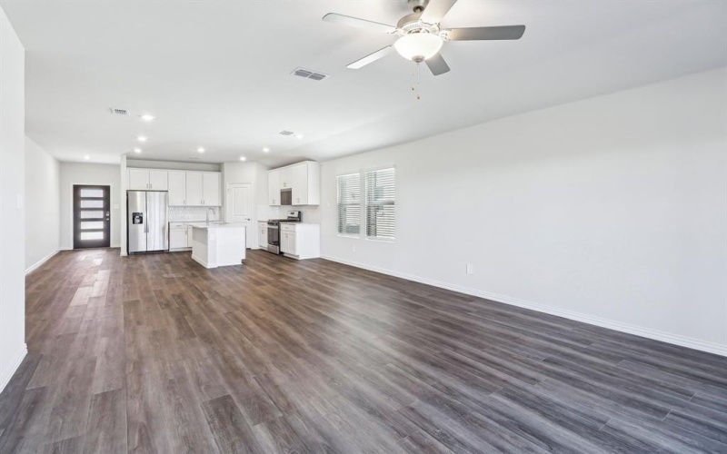 1347 Los Olmos Lane, Crandall, TX 75114, 3 Bedrooms Bedrooms, ,2 BathroomsBathrooms,Residential,For Sale,1347 Los Olmos Lane,20811055