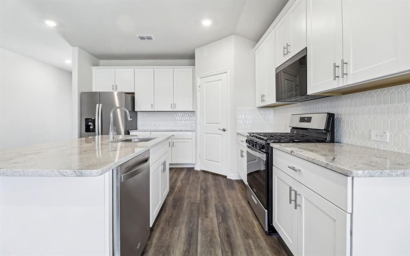 1347 Los Olmos Lane, Crandall, TX 75114, 3 Bedrooms Bedrooms, ,2 BathroomsBathrooms,Residential,For Sale,1347 Los Olmos Lane,20811055