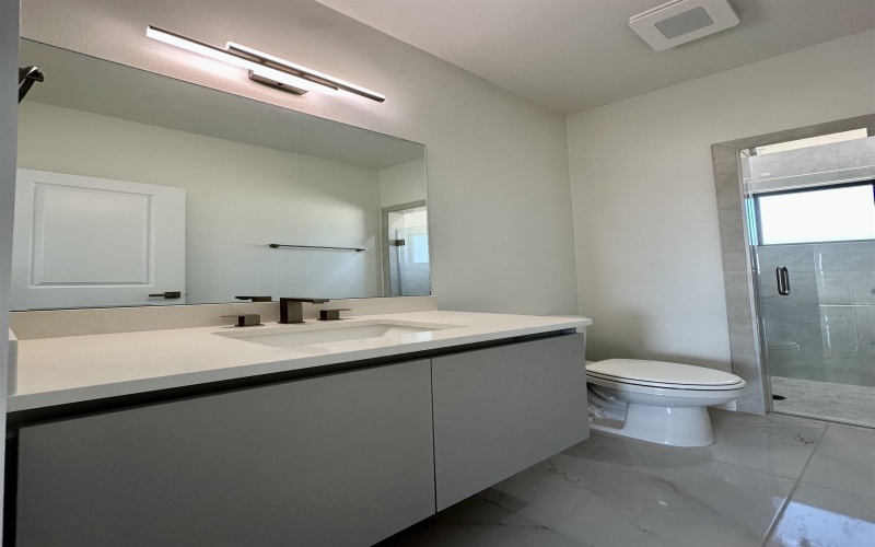 9980 Grotto Dr., Laredo, TX 78045, 3 Bedrooms Bedrooms, ,2 BathroomsBathrooms,Residential,For Sale,9980 Grotto Dr.,20252048
