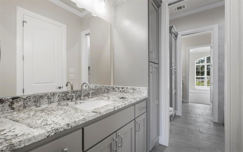 4028 Pinnacle Ridge, Granbury, TX 76049, 3 Bedrooms Bedrooms, ,3 BathroomsBathrooms,Residential,For Sale,4028 Pinnacle Ridge,20473207
