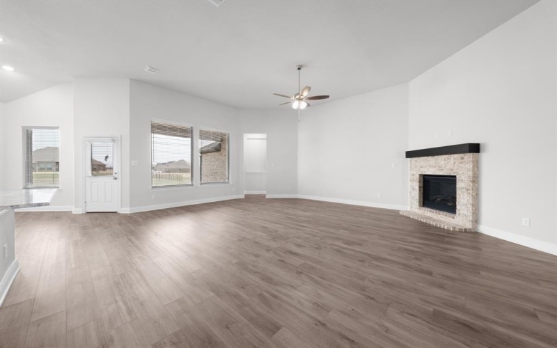 6608 Woodley, Mesquite, TX 75126, 5 Bedrooms Bedrooms, ,3 BathroomsBathrooms,Residential,For Sale,6608 Woodley,20764988