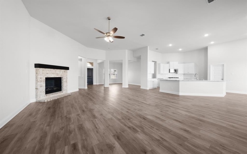 6608 Woodley, Mesquite, TX 75126, 5 Bedrooms Bedrooms, ,3 BathroomsBathrooms,Residential,For Sale,6608 Woodley,20764988