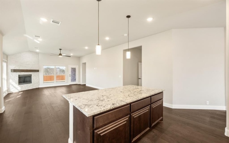 5417 Rutherford Drive, Midlothian, TX 76065, 4 Habitaciones Habitaciones , ,3 BañosBaños,Residential,En Venta,5417 Rutherford Drive,20746518