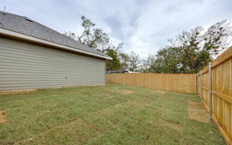 414 Water Street, Whitesboro, TX 76273, 3 Habitaciones Habitaciones , ,2 BañosBaños,Residential,En Venta,414 Water Street,20856982
