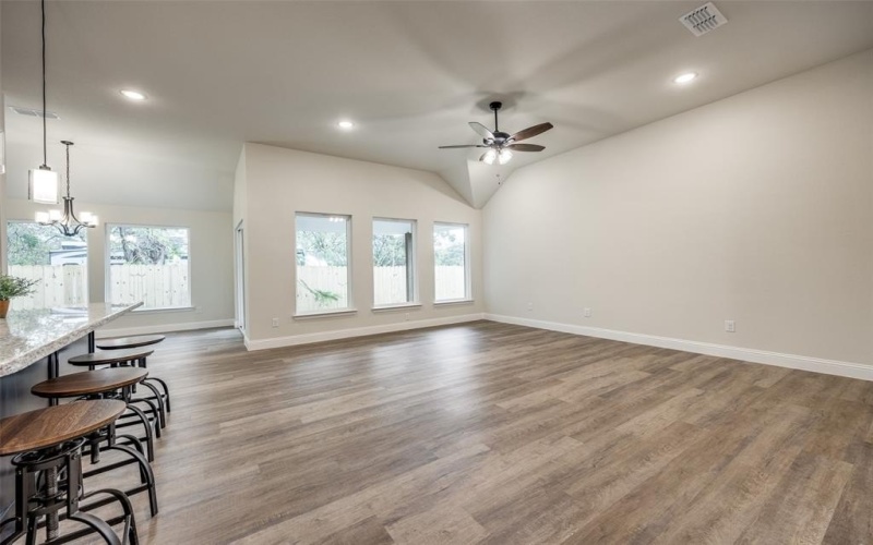 414 Water Street, Whitesboro, TX 76273, 3 Habitaciones Habitaciones , ,2 BañosBaños,Residential,En Venta,414 Water Street,20856982