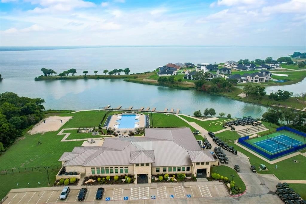 1622 Governors Boulevard, Heath, TX 75126, 3 Bedrooms Bedrooms, ,2 BathroomsBathrooms,Residential,For Sale,1622 Governors Boulevard,20877818