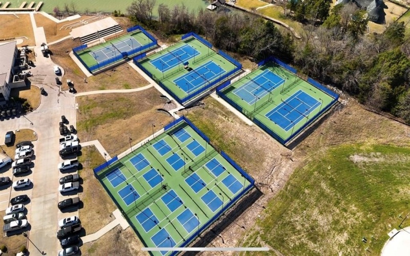 1630 Governors Boulevard, Heath, TX 75126, 3 Bedrooms Bedrooms, ,2 BathroomsBathrooms,Residential,For Sale,1630 Governors Boulevard,20877823