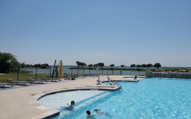 1630 Governors Boulevard, Heath, TX 75126, 3 Bedrooms Bedrooms, ,2 BathroomsBathrooms,Residential,For Sale,1630 Governors Boulevard,20877823