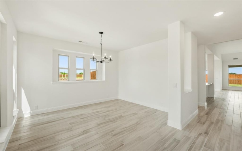 925 Cannes Drive, Red Oak, TX 75154, 4 Habitaciones Habitaciones , ,3 BañosBaños,Residential,En Venta,925 Cannes Drive,20818879