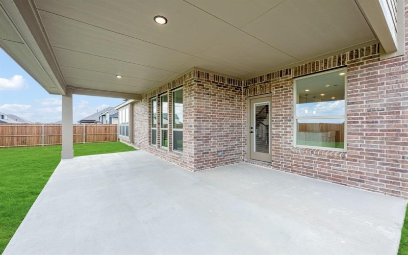 925 Cannes Drive, Red Oak, TX 75154, 4 Habitaciones Habitaciones , ,3 BañosBaños,Residential,En Venta,925 Cannes Drive,20818879