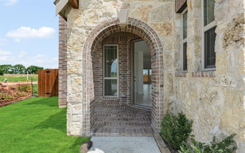 925 Cannes Drive, Red Oak, TX 75154, 4 Habitaciones Habitaciones , ,3 BañosBaños,Residential,En Venta,925 Cannes Drive,20818879