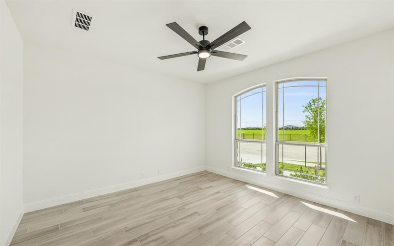 925 Cannes Drive, Red Oak, TX 75154, 4 Habitaciones Habitaciones , ,3 BañosBaños,Residential,En Venta,925 Cannes Drive,20818879