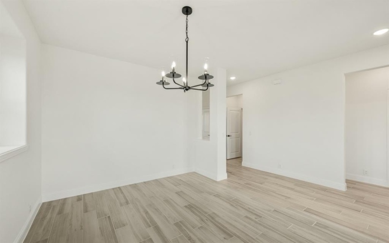 925 Cannes Drive, Red Oak, TX 75154, 4 Habitaciones Habitaciones , ,3 BañosBaños,Residential,En Venta,925 Cannes Drive,20818879