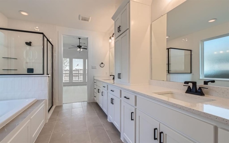 2516 Grinnel Drive, Celina, TX 75009, 4 Bedrooms Bedrooms, ,5 BathroomsBathrooms,Residential,For Sale,2516 Grinnel Drive,20828823
