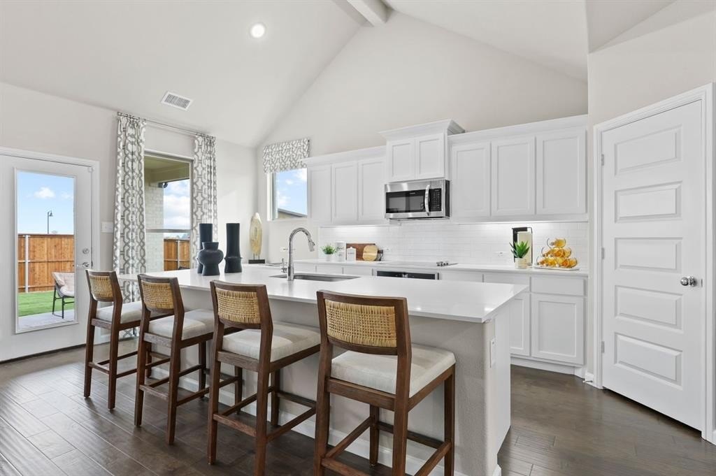 10541 Blakely Creek Road, Fort Worth, TX 76126, 5 Habitaciones Habitaciones , ,5 BañosBaños,Residential,En Venta,10541 Blakely Creek Road,20869108