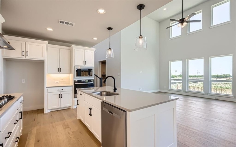 2620 Hardwood Drive, Celina, TX 75009, 4 Bedrooms Bedrooms, ,5 BathroomsBathrooms,Residential,For Sale,2620 Hardwood Drive,20883830