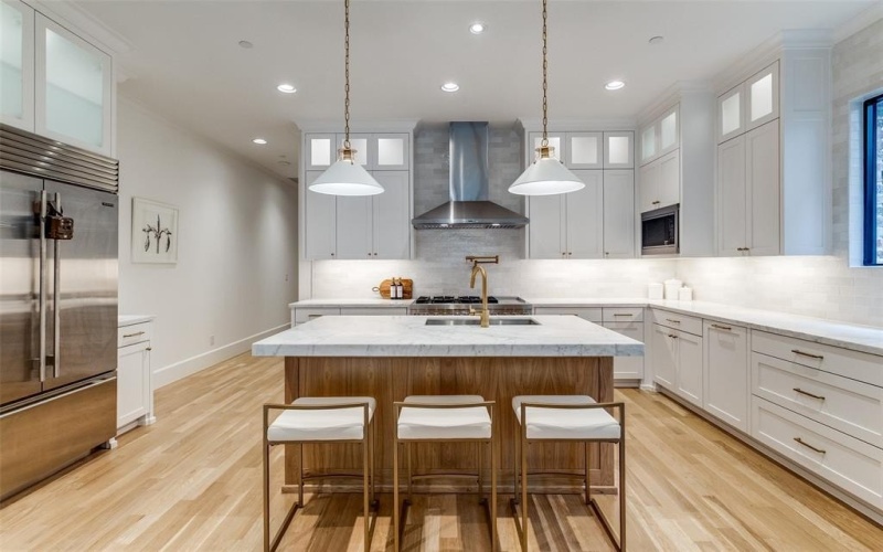 4403 EMERSON Avenue, University Park, TX 75205, 6 Bedrooms Bedrooms, ,6 BathroomsBathrooms,Residential,For Sale,4403 EMERSON Avenue,20880508