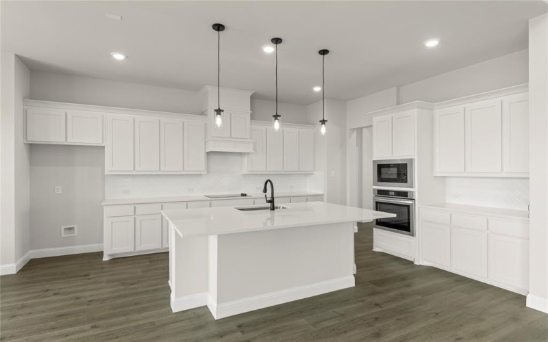 6725 Emerson Drive, Mesquite, TX 75126, 4 Bedrooms Bedrooms, ,3 BathroomsBathrooms,Residential,For Sale,6725 Emerson Drive,20847461