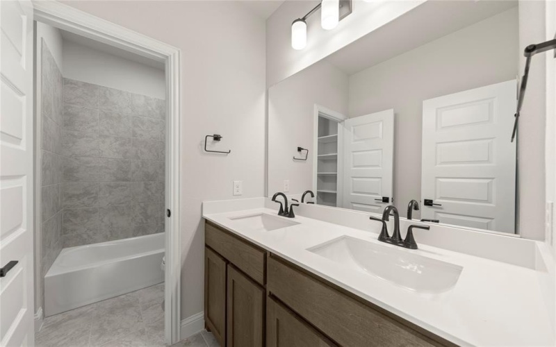 6725 Emerson Drive, Mesquite, TX 75126, 4 Bedrooms Bedrooms, ,3 BathroomsBathrooms,Residential,For Sale,6725 Emerson Drive,20847461