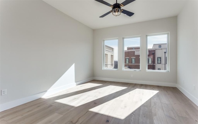 235 E Nash Street #113, Grapevine, TX 76051, 3 Bedrooms Bedrooms, ,3 BathroomsBathrooms,Residential,For Sale,235 E Nash Street,20876366