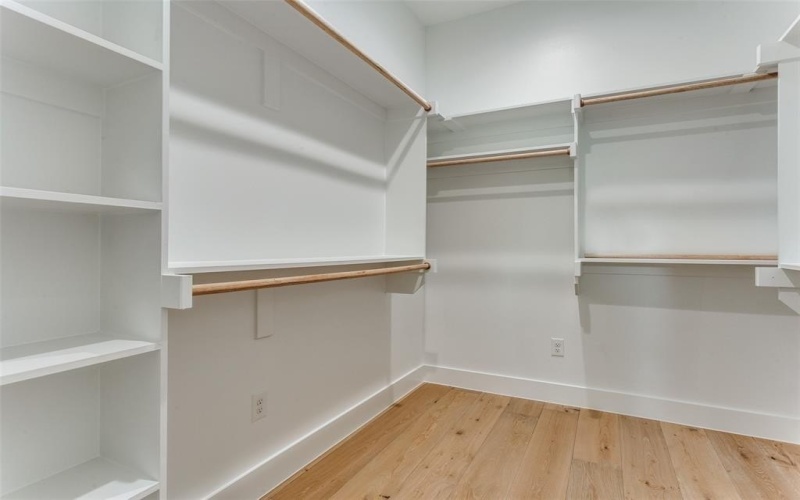 235 E Nash Street #113, Grapevine, TX 76051, 3 Bedrooms Bedrooms, ,3 BathroomsBathrooms,Residential,For Sale,235 E Nash Street,20876366
