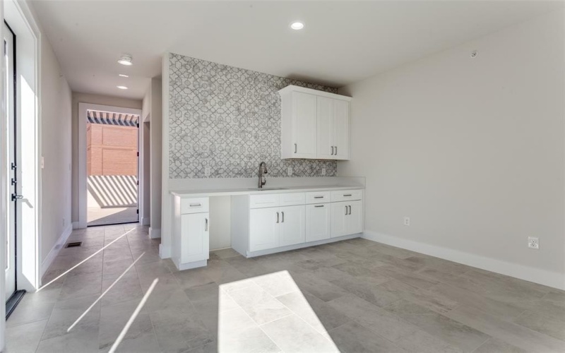 235 E Nash Street #113, Grapevine, TX 76051, 3 Bedrooms Bedrooms, ,3 BathroomsBathrooms,Residential,For Sale,235 E Nash Street,20876366