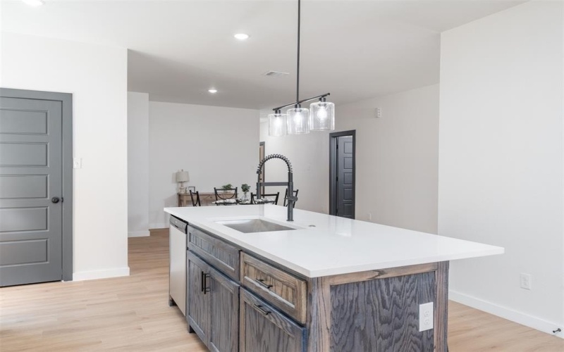 4824 Fitzhugh Avenue, Fort Worth, TX 76105, 3 Bedrooms Bedrooms, ,2 BathroomsBathrooms,Residential,For Sale,4824 Fitzhugh Avenue,20880882