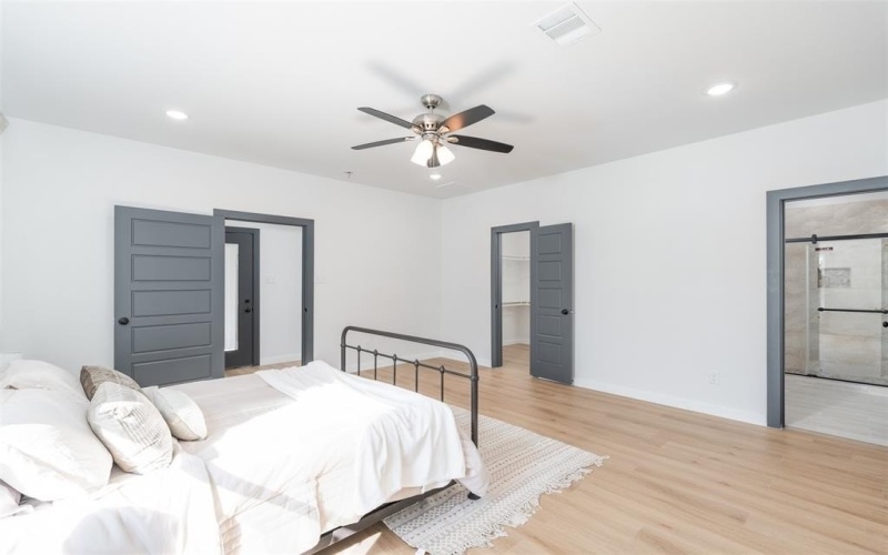 4824 Fitzhugh Avenue, Fort Worth, TX 76105, 3 Bedrooms Bedrooms, ,2 BathroomsBathrooms,Residential,For Sale,4824 Fitzhugh Avenue,20880882