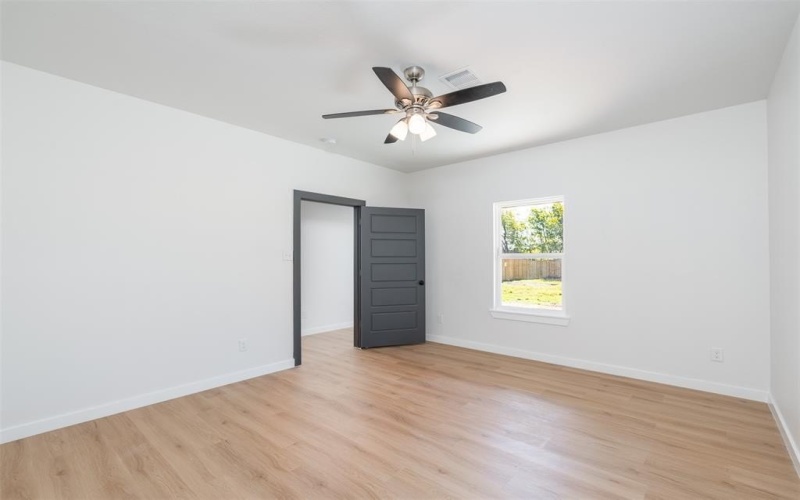 4824 Fitzhugh Avenue, Fort Worth, TX 76105, 3 Bedrooms Bedrooms, ,2 BathroomsBathrooms,Residential,For Sale,4824 Fitzhugh Avenue,20880882