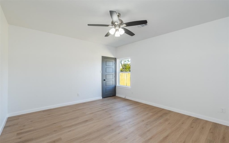 4824 Fitzhugh Avenue, Fort Worth, TX 76105, 3 Bedrooms Bedrooms, ,2 BathroomsBathrooms,Residential,For Sale,4824 Fitzhugh Avenue,20880882