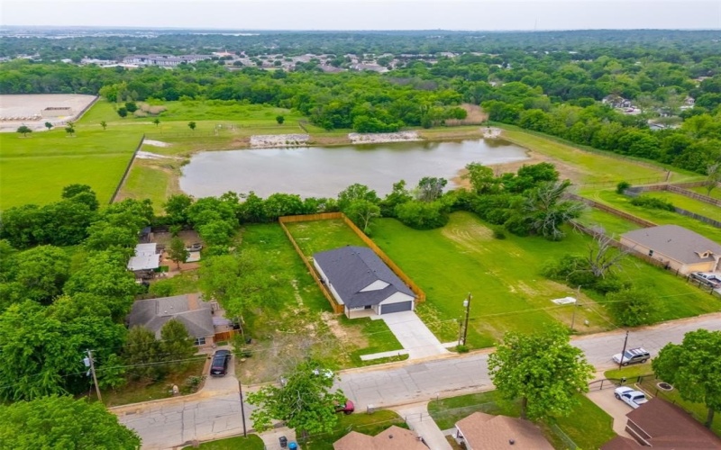4824 Fitzhugh Avenue, Fort Worth, TX 76105, 3 Bedrooms Bedrooms, ,2 BathroomsBathrooms,Residential,For Sale,4824 Fitzhugh Avenue,20880882