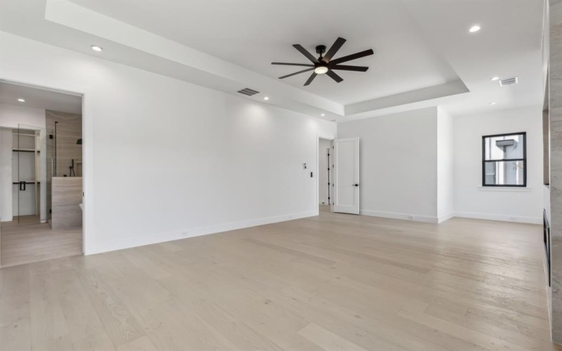 1922 California Drive, Dallas, TX 75204, 4 Bedrooms Bedrooms, ,5 BathroomsBathrooms,Residential,For Sale,1922 California Drive,20850793
