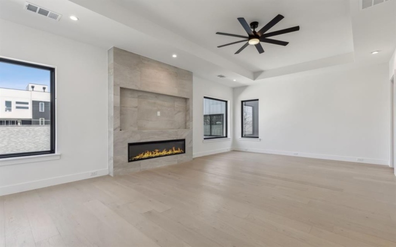 1922 California Drive, Dallas, TX 75204, 4 Bedrooms Bedrooms, ,5 BathroomsBathrooms,Residential,For Sale,1922 California Drive,20850793