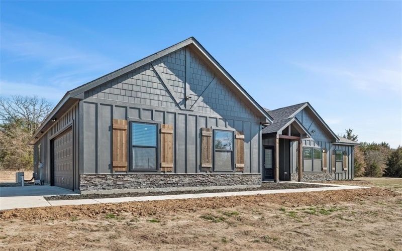 298 Greanead Road, Forestburg, TX 76239, 4 Bedrooms Bedrooms, ,2 BathroomsBathrooms,Residential,For Sale,298 Greanead Road,20858683