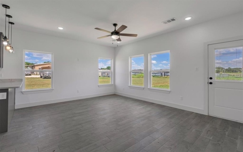 510 Don Lane, Itasca, TX 76055, 3 Bedrooms Bedrooms, ,2 BathroomsBathrooms,Residential,For Sale,510 Don Lane,20830310