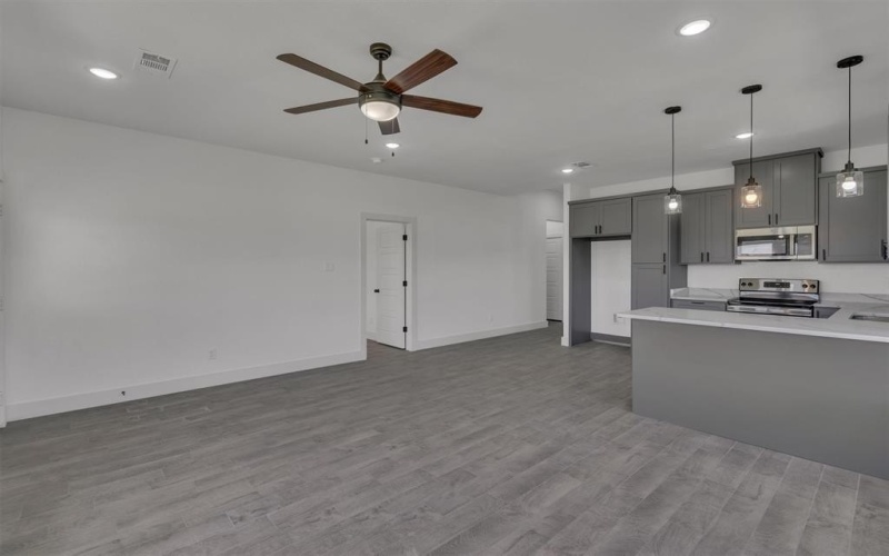 510 Don Lane, Itasca, TX 76055, 3 Bedrooms Bedrooms, ,2 BathroomsBathrooms,Residential,For Sale,510 Don Lane,20830310