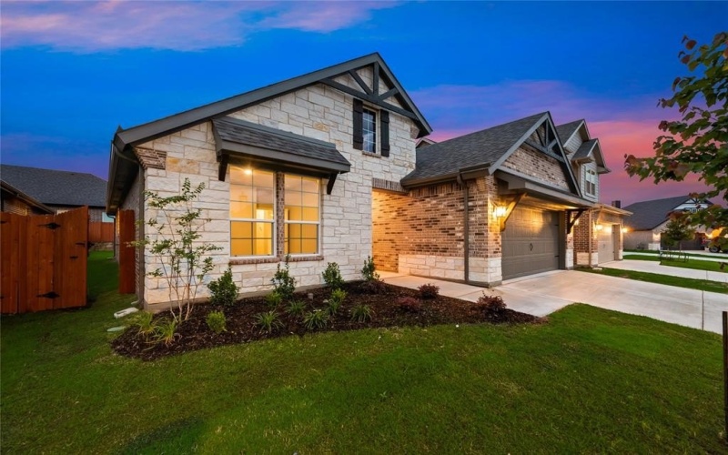 14321 Nebula Drive, Haslet, TX 76052, 3 Bedrooms Bedrooms, ,2 BathroomsBathrooms,Residential,For Sale,14321 Nebula Drive,20848828