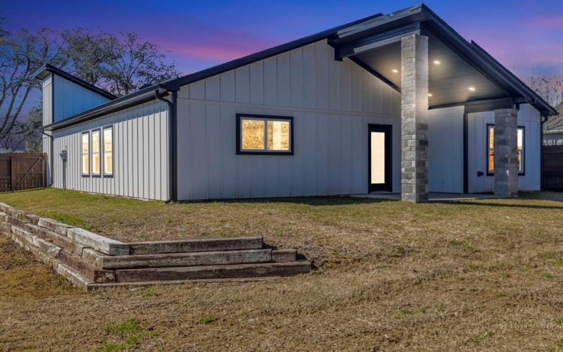 918 N Spring Street, Grand Saline, TX 75140, 3 Bedrooms Bedrooms, ,2 BathroomsBathrooms,Residential,For Sale,918 N Spring Street,20881231