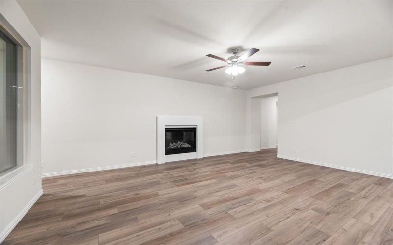 14317 Nebula Drive, Haslet, TX 76052, 4 Bedrooms Bedrooms, ,2 BathroomsBathrooms,Residential,For Sale,14317 Nebula Drive,20848883