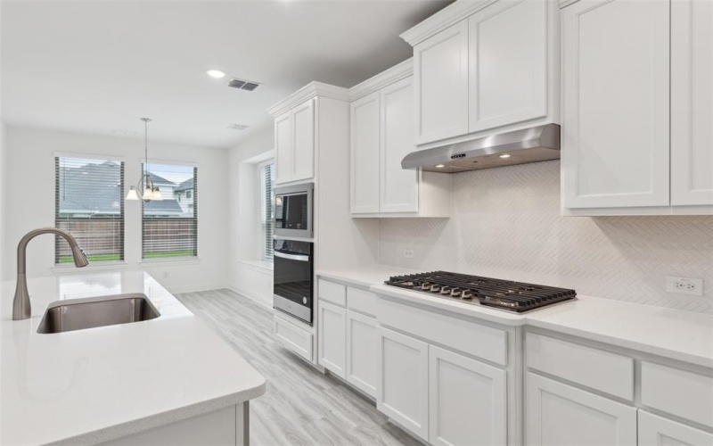 4260 Mill Pond Drive, Prosper, TX 75078, 5 Bedrooms Bedrooms, ,6 BathroomsBathrooms,Residential,For Sale,4260 Mill Pond Drive,20887212