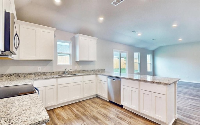 103 Annabelle Street, Cleburne, TX 76031, 3 Bedrooms Bedrooms, ,2 BathroomsBathrooms,Residential,For Sale,103 Annabelle Street,20821360