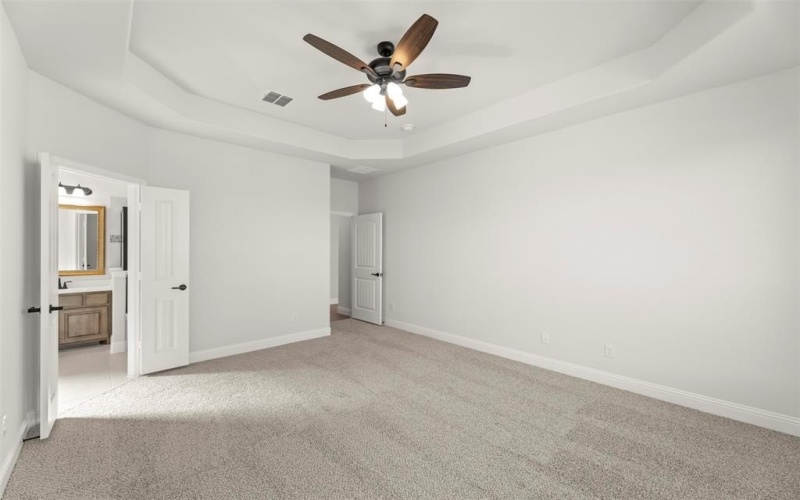 909 Meadow View Drive, Cleburne, TX 76033, 3 Bedrooms Bedrooms, ,2 BathroomsBathrooms,Residential,For Sale,909 Meadow View Drive,20827618