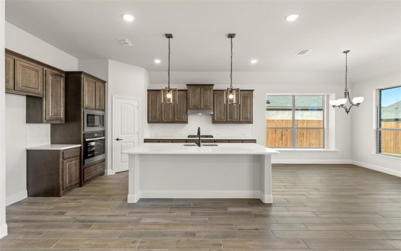 909 Meadow View Drive, Cleburne, TX 76033, 3 Bedrooms Bedrooms, ,2 BathroomsBathrooms,Residential,For Sale,909 Meadow View Drive,20827618