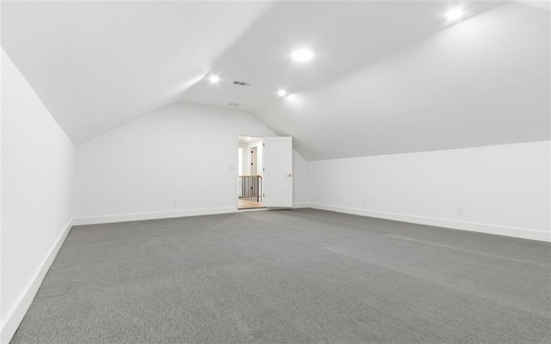 2414 Grigsby Avenue, Dallas, TX 75204, 4 Bedrooms Bedrooms, ,3 BathroomsBathrooms,Residential,For Sale,2414 Grigsby Avenue,20837343
