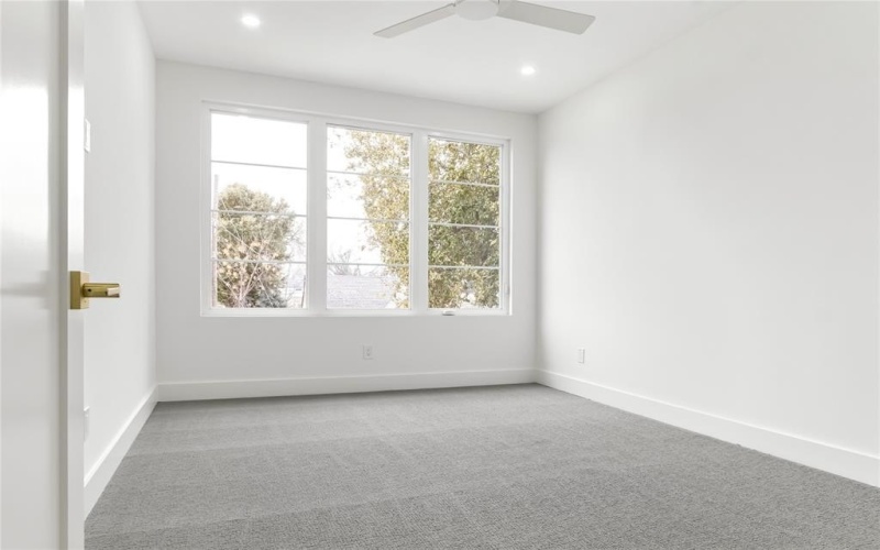 2414 Grigsby Avenue, Dallas, TX 75204, 4 Bedrooms Bedrooms, ,3 BathroomsBathrooms,Residential,For Sale,2414 Grigsby Avenue,20837343